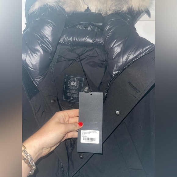 NWT Canada Goose Black Edgewood Parka - Picture 3 of 8